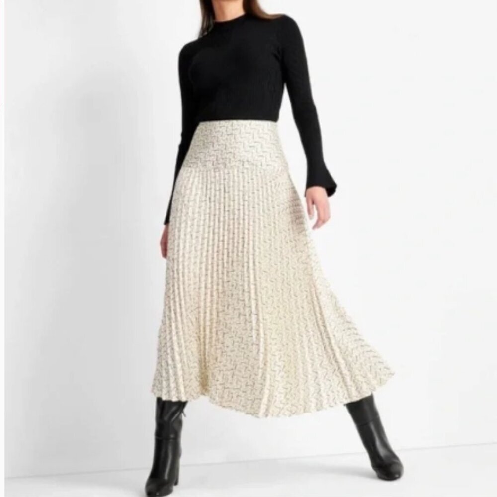 Future Collective Pleated Maxi Skirt Cream Black Geometric Satin XS